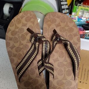 Coach Tan and Brown Patterned Flip-Flops